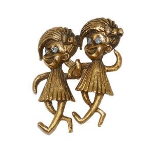 Vintage Gold Tone Figural Twins Rhinestone Eyes Brooch